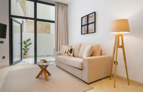 Photo of cobblestone-dream