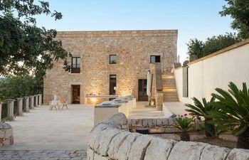 Sicilian Symphony Holiday Home