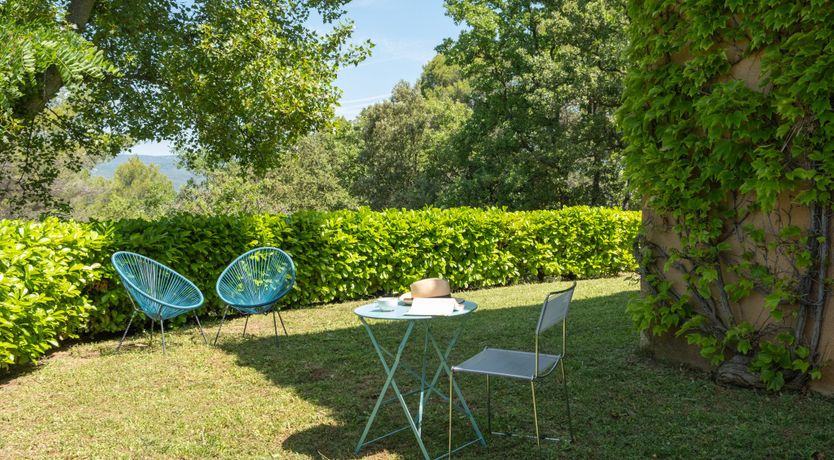 Photo of Luberon Lovely