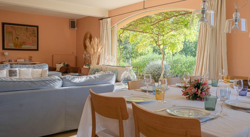 Photo of Luberon Lovely