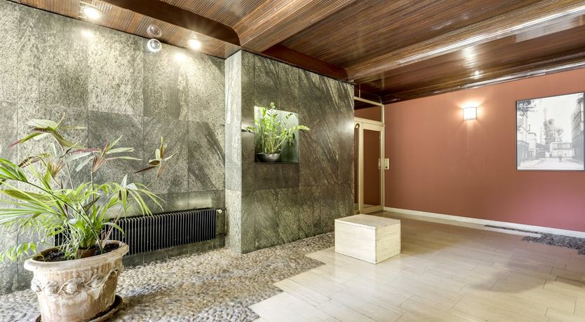 Photo of Madame Libert&eacute;