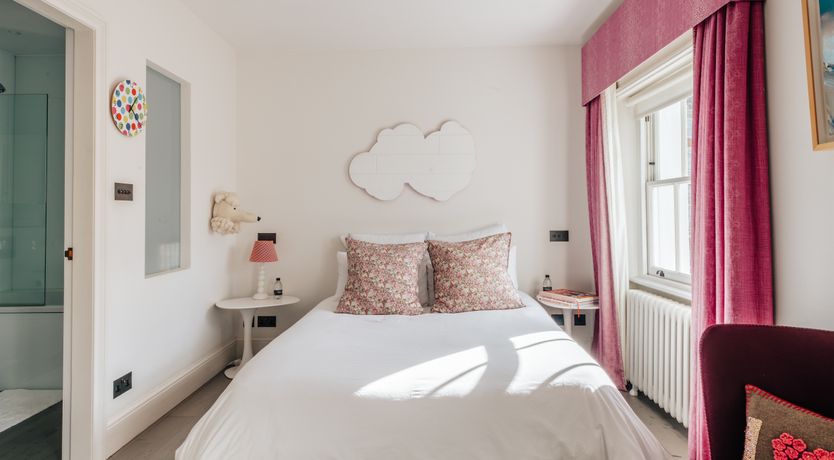 Photo of Victoriana Garden