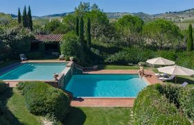 Photo of chianti-stillness