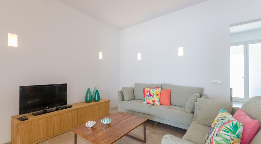 Photo of Heart of Art&agrave;