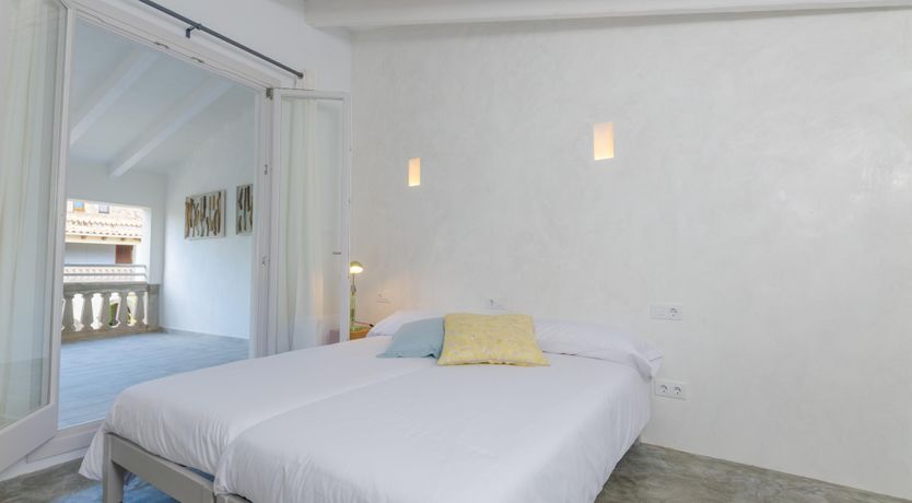 Photo of Heart of Art&agrave;