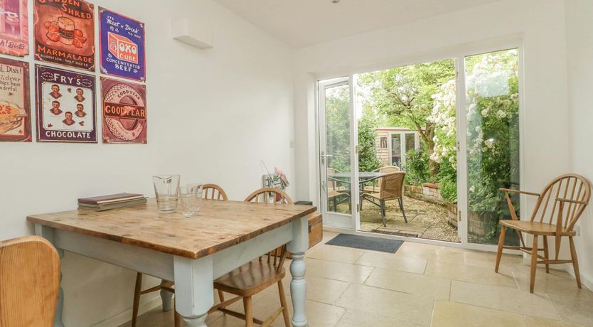 Photo of Shillingstone Cottage