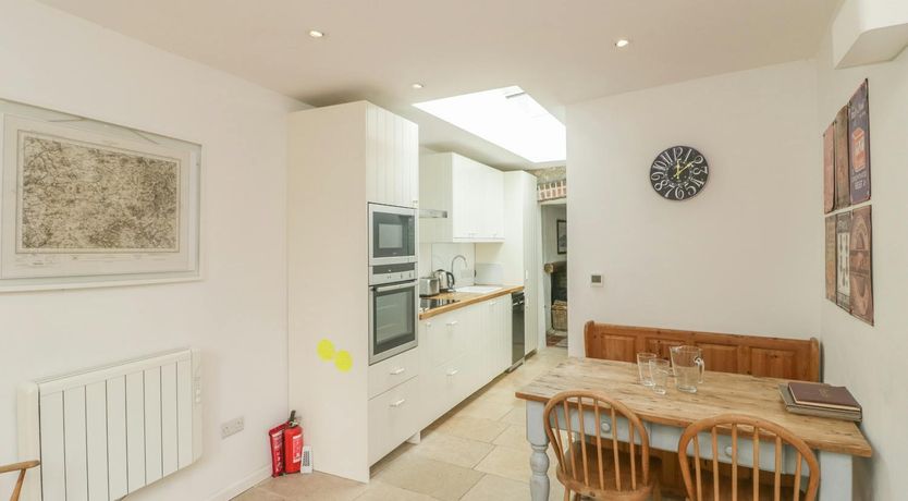 Photo of Shillingstone Cottage