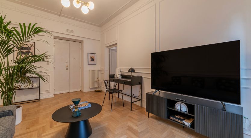 Photo of Roman Terrace