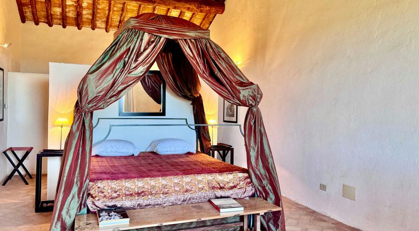 Photo of Tuscan Olive