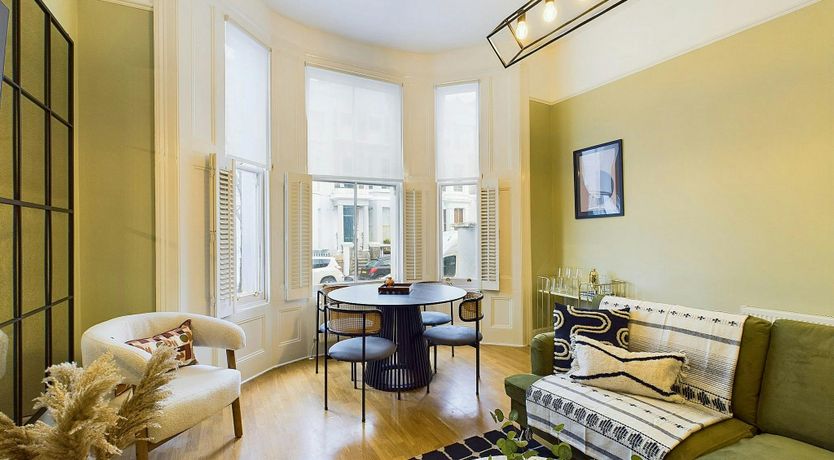 Photo of Pampas & Gold