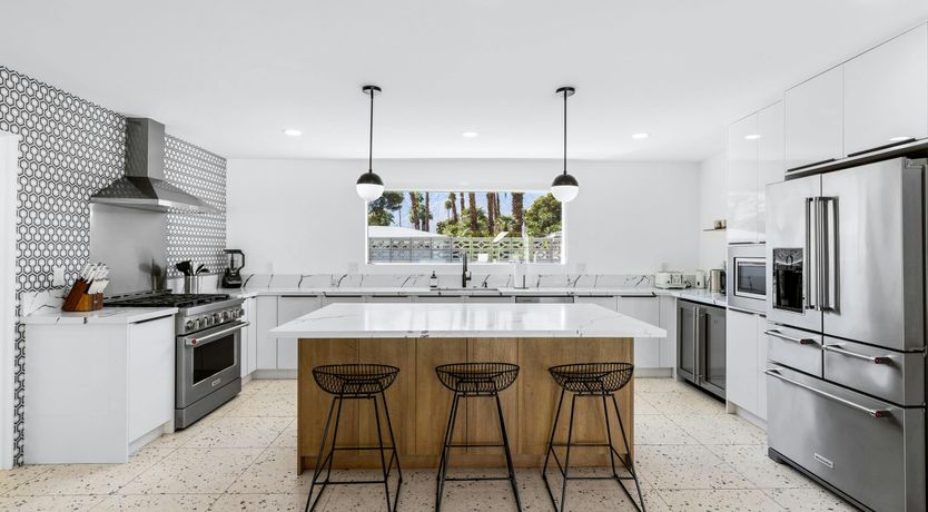 Photo of The Desert View