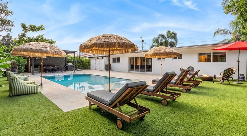 Photo of Coral & Sunshine