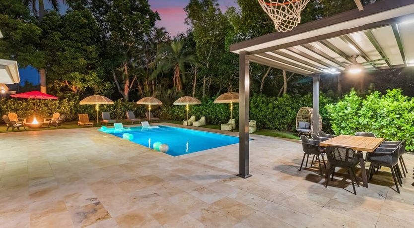 Photo of Coral & Sunshine