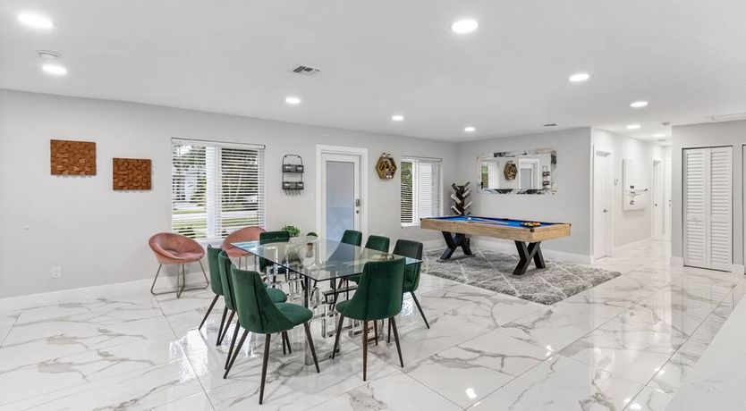 Photo of Coral & Sunshine