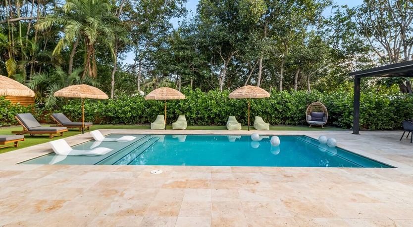 Photo of Coral & Sunshine