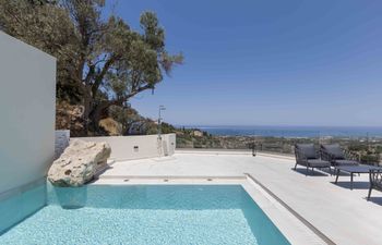Island's Abode Holiday Home