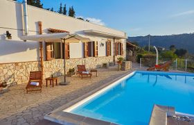 Photo of bay-view-retreat