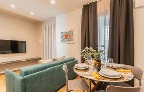 Photo of como-shores