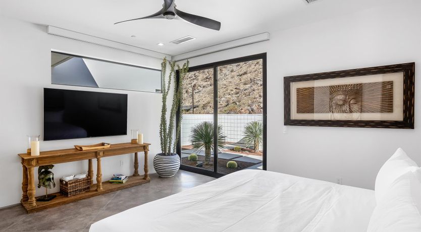 Photo of Misty Mountain Hideaway