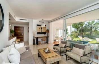 The Turquoise Lagoon Holiday Home