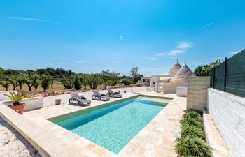 White Stone Trullo Holiday Home