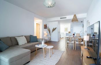 Cyan Scenery Holiday Home