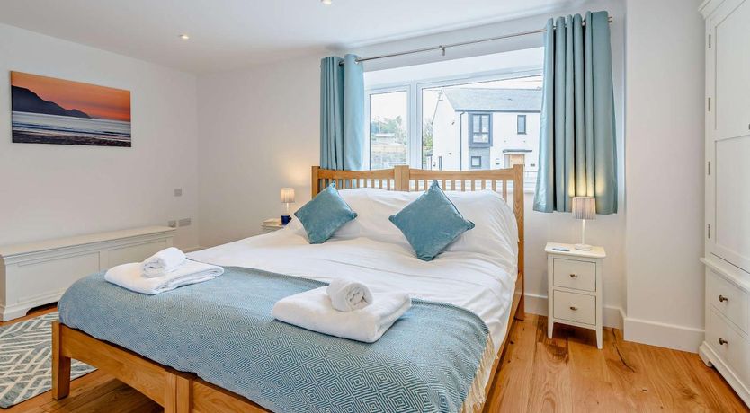 Photo of 2 Bed in Bude