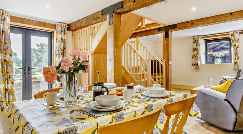 Photo of 2 Bed in Yeovil
