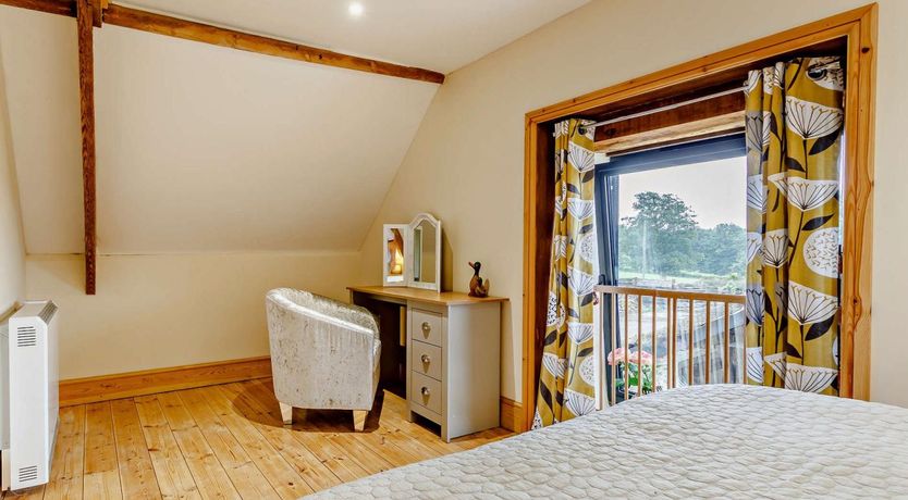 Photo of 2 Bed in Yeovil