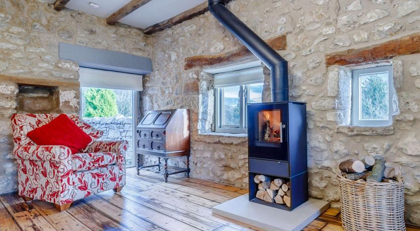 Photo of 2 Bed in Matlock