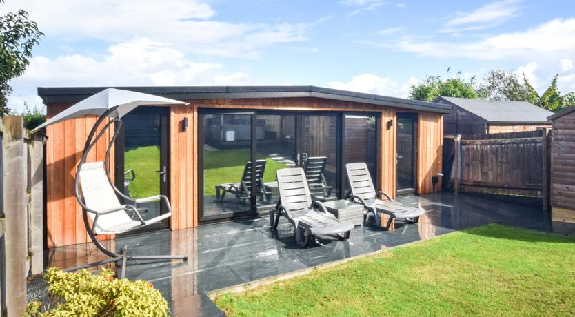 Photo of 3 Bed in Bideford