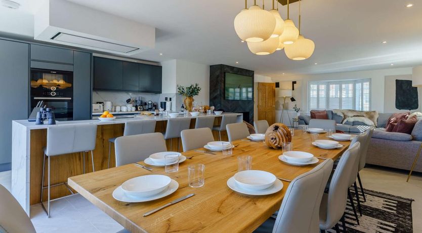 Photo of 6 Bed in Rye