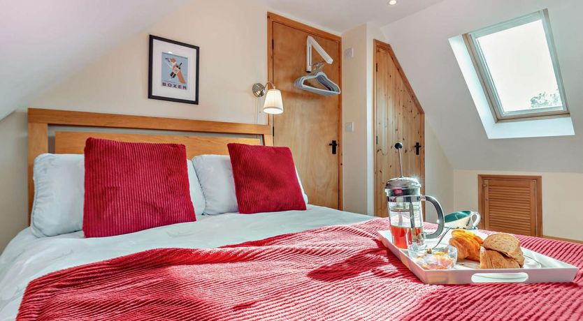 Photo of 1 Bed in Chichester