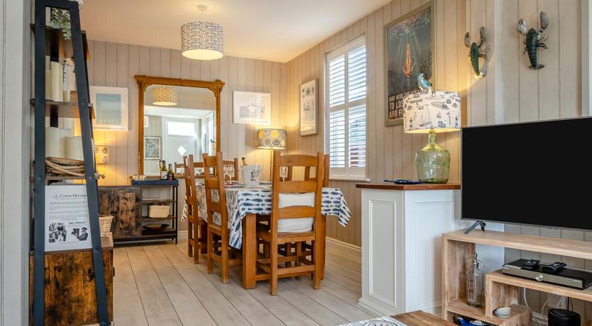 Photo of 3 Bed in Cowes