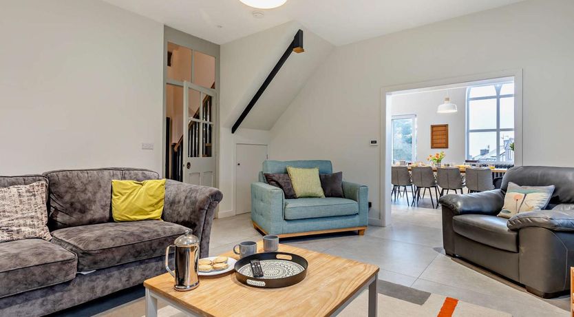 Photo of 6 Bed in Prestatyn