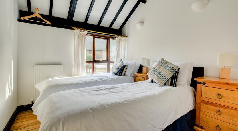 Photo of 3 Bed in Bacton