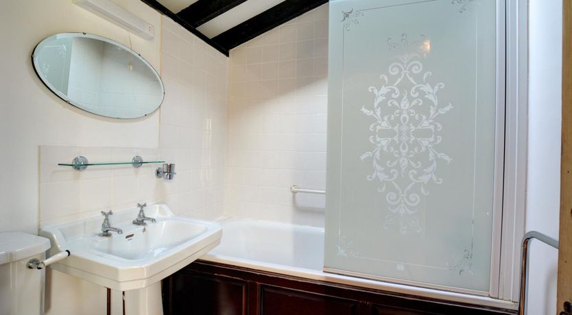 Photo of 3 Bed in Bacton