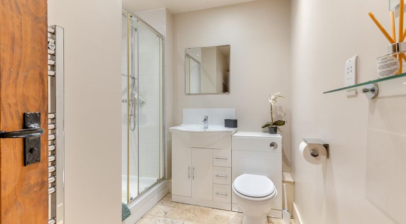Photo of 3 Bed in Briston