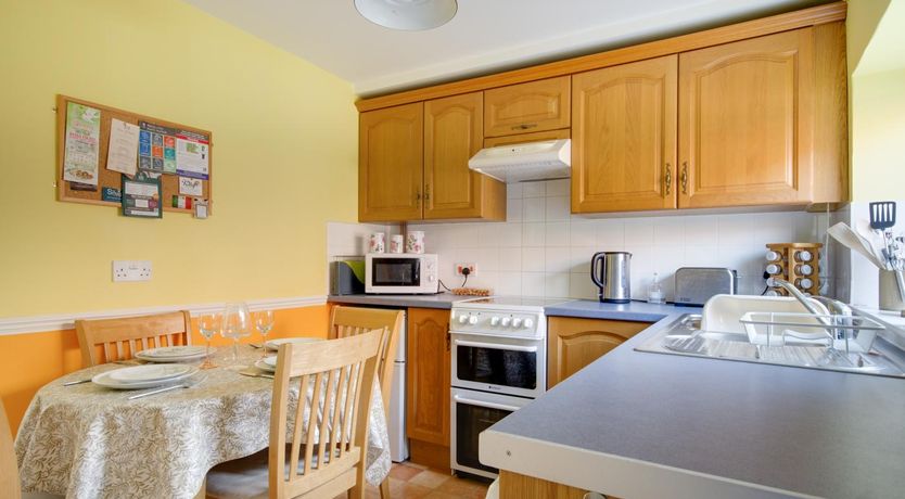 Photo of 2 Bed in Holt