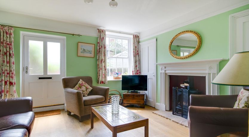Photo of 2 Bed in Holt