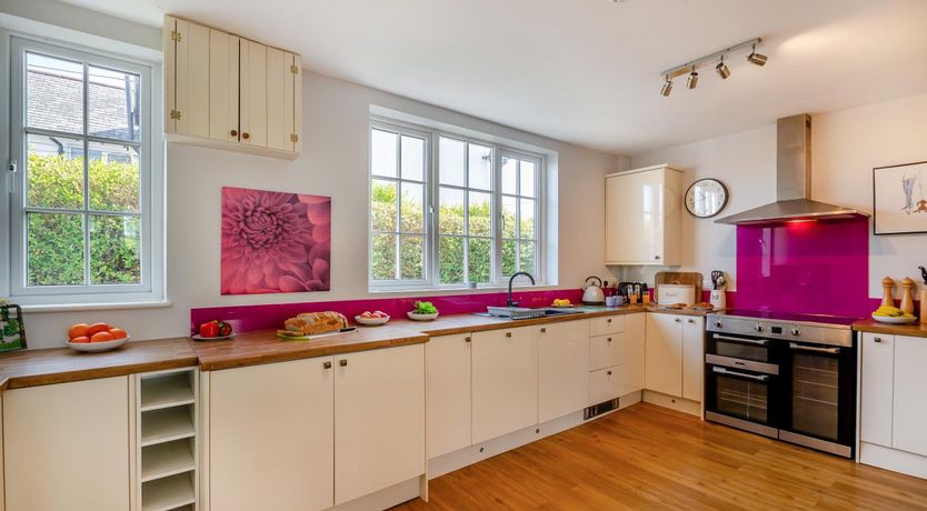 Photo of 5 Bed in Abersoch