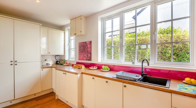 Photo of 5 Bed in Abersoch
