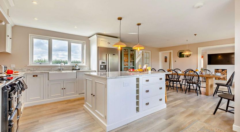 Photo of 5 Bed in Langham