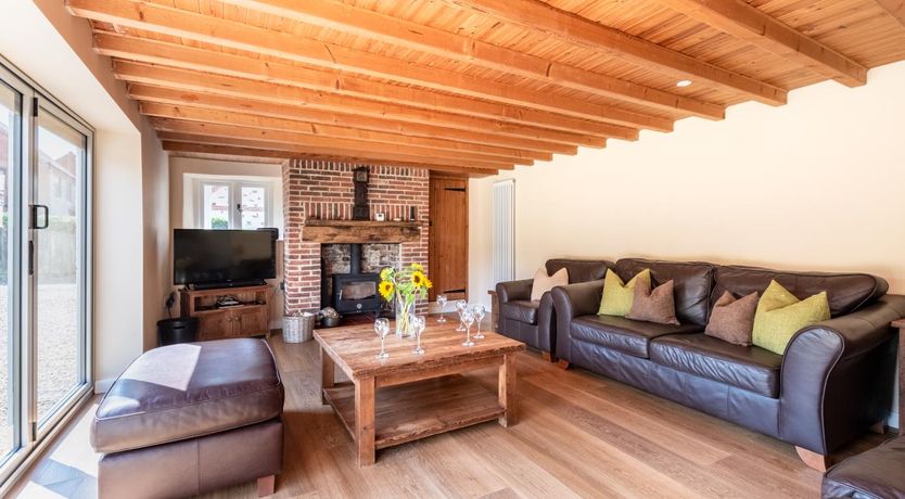 Photo of 4 Bed in Holme-next-the-Sea