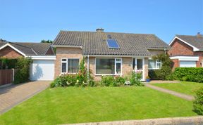 Photo of 3 Bed in Holt