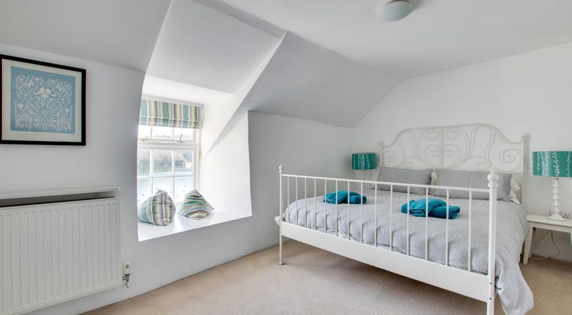 Photo of 3 Bed in Fowey