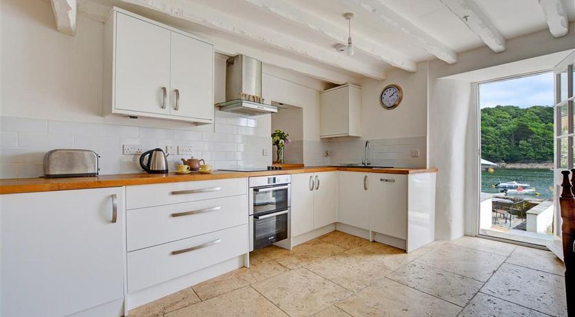 Photo of 3 Bed in Fowey