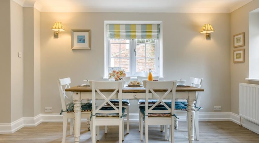 Photo of 3 Bed in Knapton