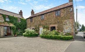 Photo of 2 Bed in Grimston