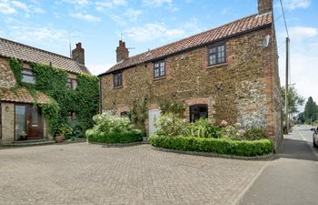 2 Bed in Grimston Holiday Home